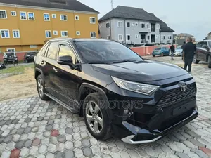 Toyota RAV4 2020 Baki XLE