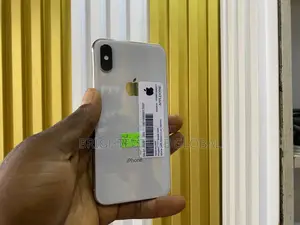 Apple iPhone XS 256GB White (Amfani da UK)