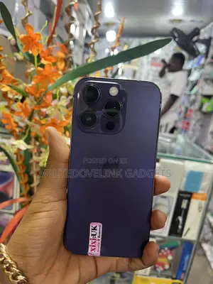 Apple iPhone 14 Pro 256GB Blue