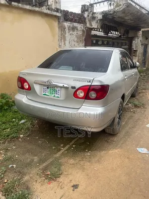 2004 Toyota Corolla LE Silver