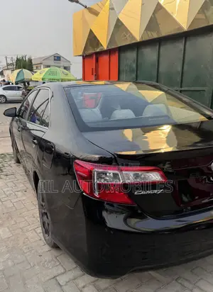 Toyota Camry 2012 Black - Foreign Used