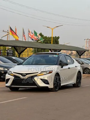 2018 Toyota Camry XSE V6 - White, Foreign Used