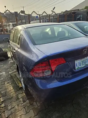 Honda Civic 2006 Blue