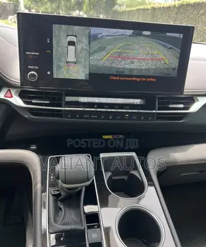Toyota Sienna Platinum 2025 - Grey