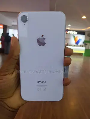 Apple iPhone XR 128GB Fari