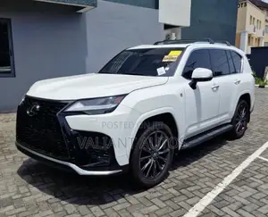 Lexus LX 600 F Sport 2023 White