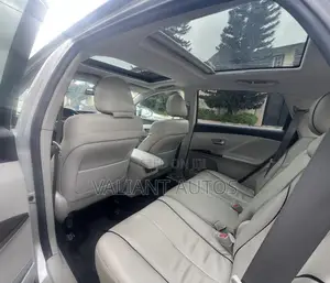 Toyota Venza 2011 White