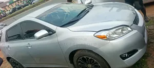2008 Toyota Matrix Hatchback - Silver