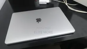 Apple MacBook Pro 2020 M1 8GB RAM 500GB SSD