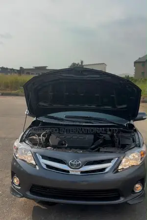 Toyota Corolla S Sedan ta 2013