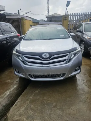 Toyota Venza Limited AWD V6 2013 Silver