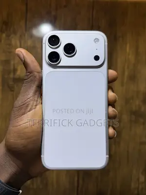 Apple iPhone 17 Pro Max 256GB Silver