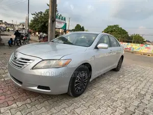 2009 Toyota Camry LE 2.4L Silver