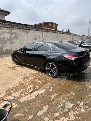 2019 Toyota Camry XSE 2.5L Automatic Black