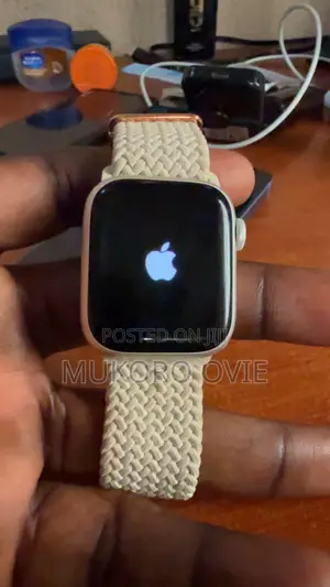 Apple Watch Series 8 - UK Used