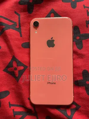 Apple iPhone XR 128GB Pink