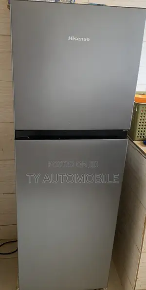 Hisense Firij Mai Ƙofa Biyu