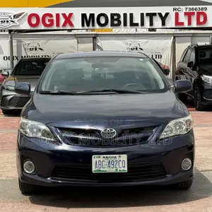 2012 Toyota Corolla LE Sedan