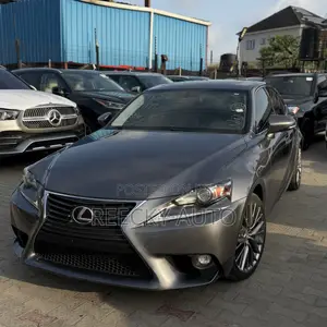 Lexus IS 300 AWD 2016 Grey