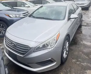 2016 Hyundai Sonata Base Sedan FWD (2.4L)