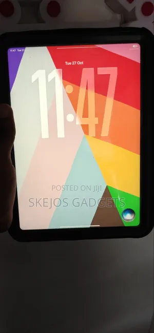 Apple iPad (2022) 10th Gen 64GB Silver