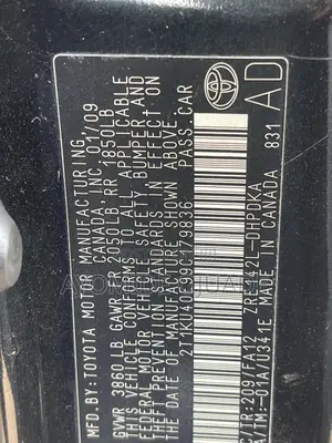 2009 Toyota Matrix Hatchback FWD 1.8L Black