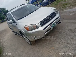 Toyota RAV4 Limited 2008 Silver