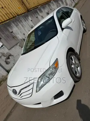 Toyota Camry 2008 Fari