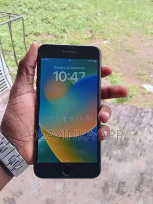 Apple iPhone 8 Plus 64GB Black