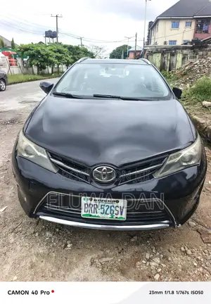 Toyota Auris 2013 Baki