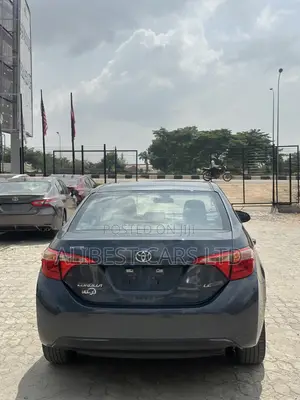 Toyota Corolla 2019 Blue