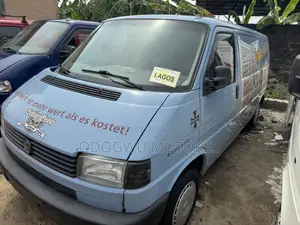 Volkswagen Transporter T4 Bus 2004 Blue