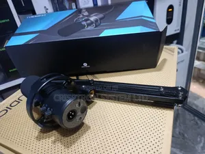 WM8 Dynamic Microphone tare da Arm Stand