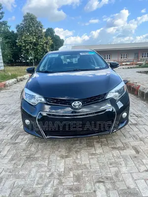 2015 Toyota Corolla S Sedan - Baƙi