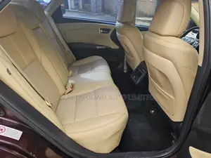 2013 Toyota Avalon Limited Sedan FWD Burgundy
