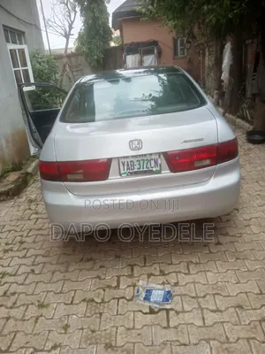 Honda Accord 2004 Grey