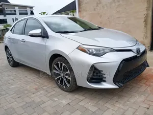 2017 Toyota Corolla SE Special Edition Sedan