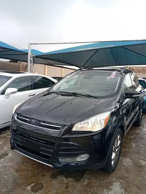 Ford Escape S 2013 Baki