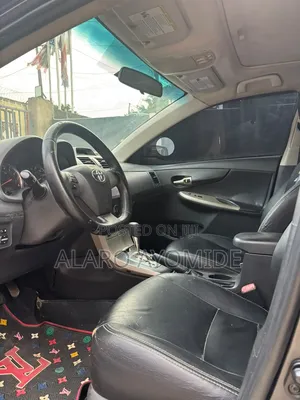 2013 Toyota Corolla L 4-Speed Automatic Sedan