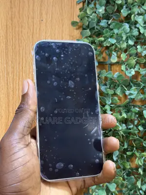 Apple iPhone 15 Plus 256GB Yellow