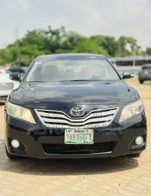 2011 Toyota Camry Black