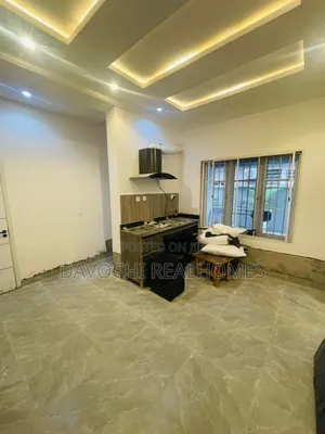 Gidan Kwana 1 Bedroom don Hayarwa a Lekki Phase 1