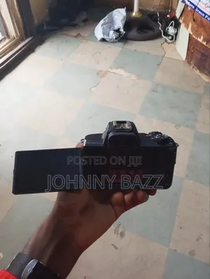 Canon EOS M50 Mark II Mirrorless Kamera