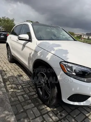 Mercedes-Benz GLC-Class 2016 Fari