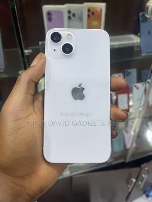 Apple iPhone 13 128GB Fari