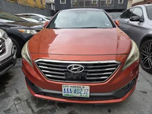 Hyundai Sonata 2015 - Orange