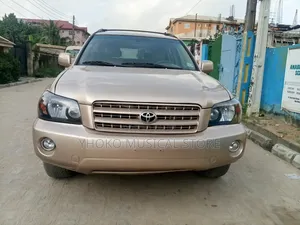 2006 Toyota Highlander Gold