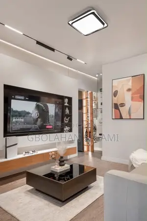 Wurin Zama Mai Kayan Daki 1 Bedroom a Oyadiran, Sabo / Yaba don Hayarwa