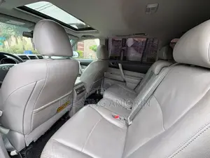 Toyota Highlander 2013 Fari Sport Edition