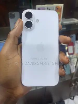 Apple iPhone 16 128GB White